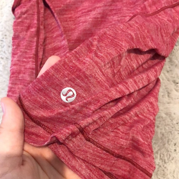 M Lululemon tanktop with built in sports bra - Picture 2 of 3